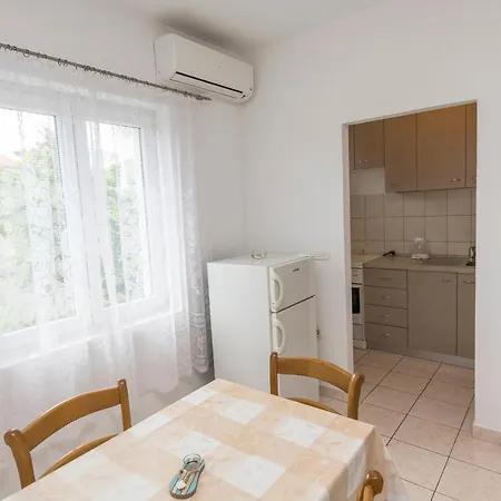Apartments Nera Primosten Exterior photo
