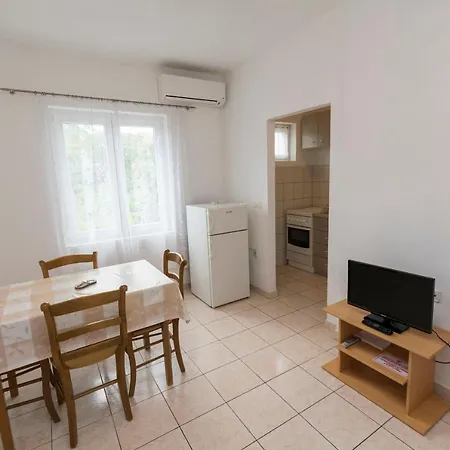Apartments Nera Primosten Exterior photo