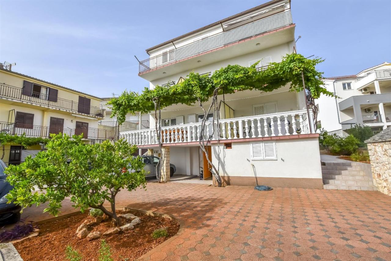 Nera Apartment